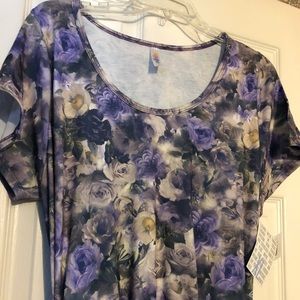 LuLaRoe Classic top